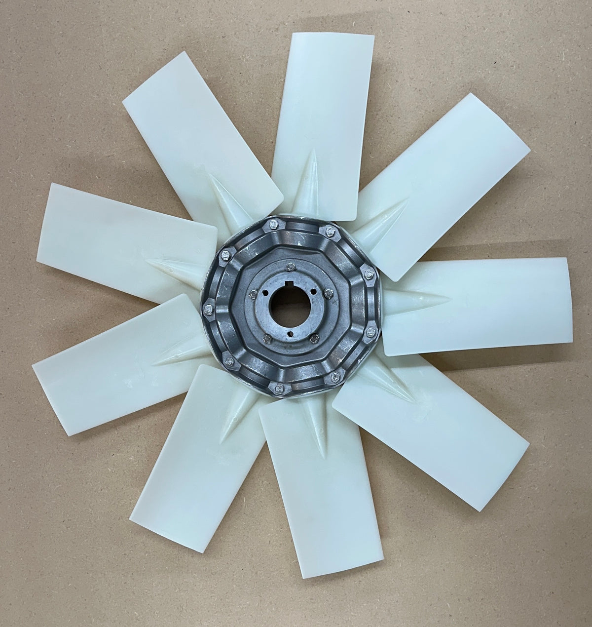 Wing Fan 24 inch P4ZL 9-Blade Fan, P1 Center Boss, AS Mount, photo 6