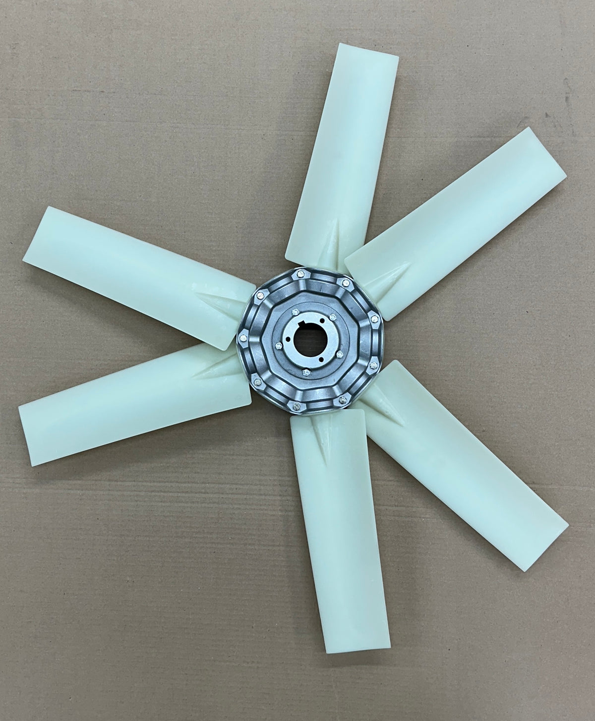 Wing Fan 6-blade fan on 9-blade hub, P1 bushing mount