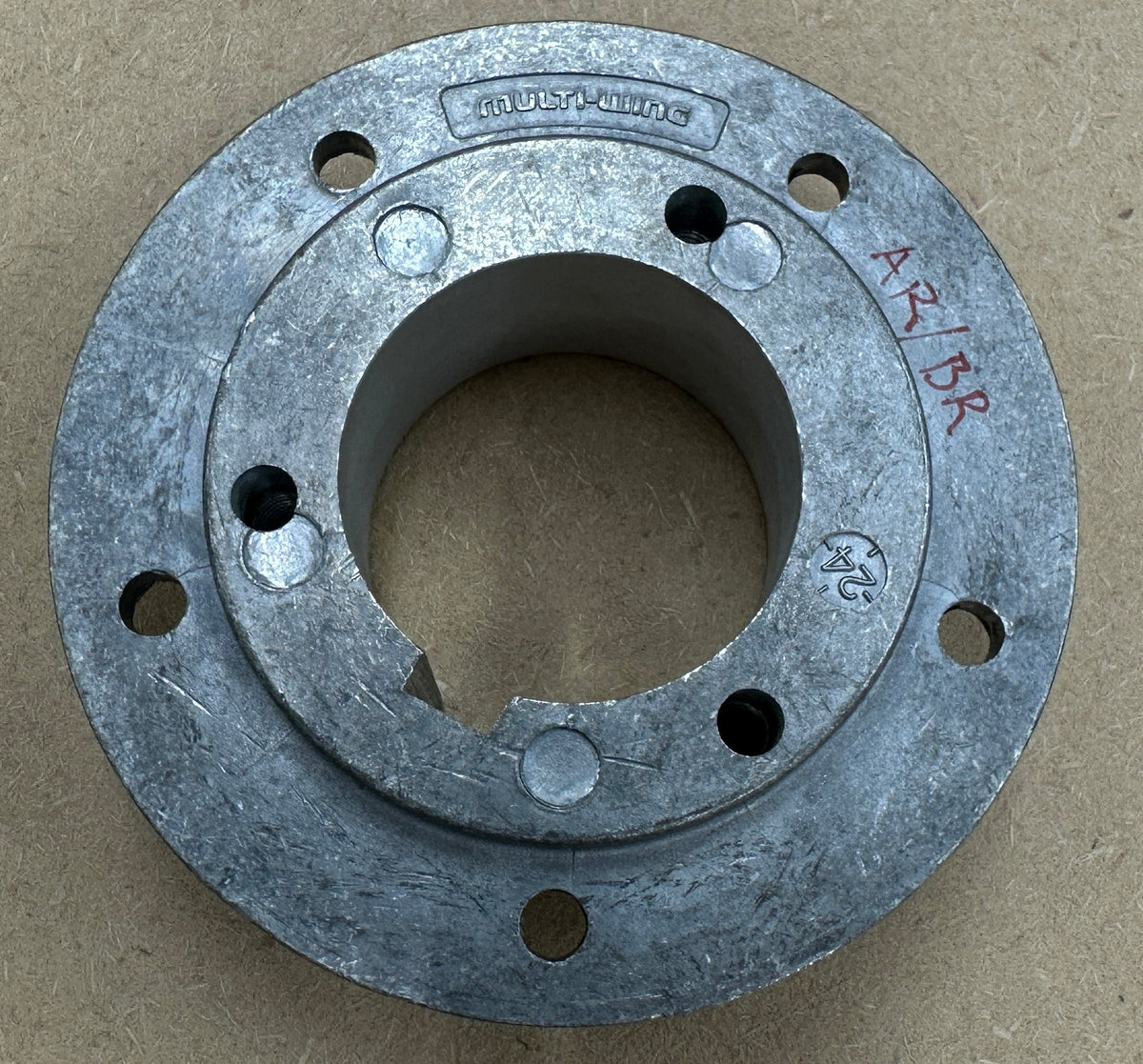 Multiwing Uniboss Center Boss, 5-Bolt, P1 Taper, AR/BR