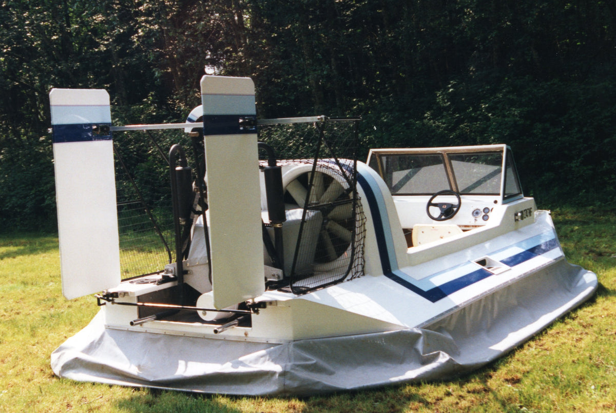 Prospector Hovercraft, 4 to 7 passenger, 8 ft x 16 - 18 ft hull