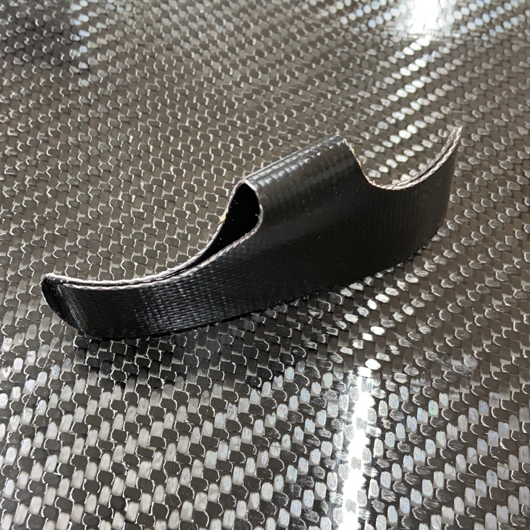 Skirt lift tab