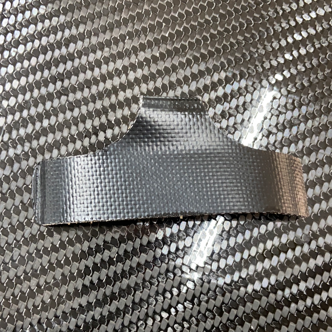 Skirt lift tab